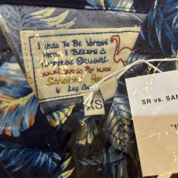 Sandrine Rose Leaf Print Button Up Blouse Women XS NWT Oversized Made in USA - Picture 2 of 8